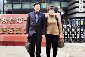 “南大碎尸案”家属起诉南大又撤诉 家属：有无奈与苦衷图片