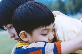 击中很多女性的生存痛点，《我的姐姐》：只有弃养弟弟才能证明女性“自我”？图片