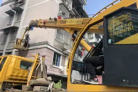 23岁大学毕业生绍兴开吊车，月入两三万元图片