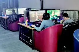 网吧到网咖的转型路不好走 经营者看不到希望图片