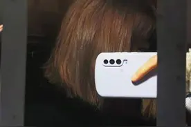 花费700多元刚烫的头发一夜变直，店方：免费打理至满意效果图片