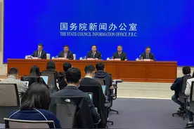 财政部：加快建立现代财税体制 在“收、支、管、调、防”五个方面下功夫图片