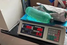 警惕！水果摊主不告诉你的放水“行规”图片