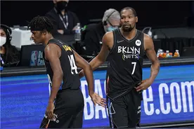 杜兰特复出17分阿德22+2帽 篮网轻取鹈鹕迎两连胜图片