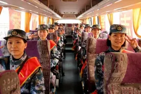 速来围观！首批春季入伍女兵初体验图片
