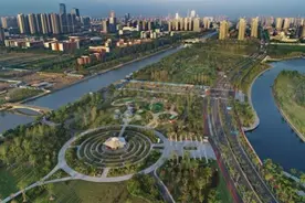 以5号线南延伸望园路站为核心，奉贤将打造新城中心枢纽视频封面