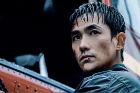朱一龙黄志忠主演 电影《无限深度》发布杀青剧照图片