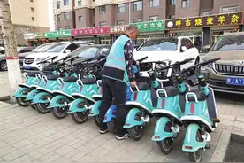 共享电动车到底实不实惠？市民各持己见图片