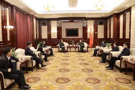 中国银行湖南省分行行长李芒走访永州市图片