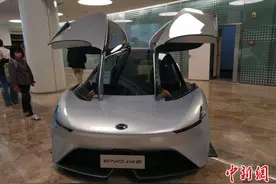 广汽发布“超级电池”技术 续航千公里及8分钟超快充图片