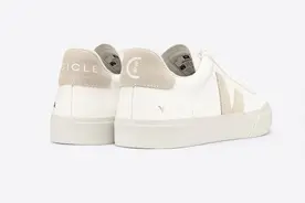 一周运动新品 | VEJA小白鞋联名中国设计师，ESSENTIALS推中帮网球鞋图片