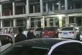 河南永城一男童疑捉迷藏时躲进烂尾楼坠亡，当地居民：楼盘烂尾已多年图片