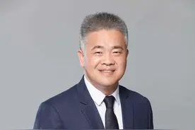 践行博雅教育，成就人的发展——记复旦大学附属中学校长吴坚图片