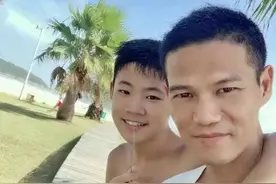 15岁儿子被父亲带到杭州工地搬砖！干了四天时间，孩子一句感慨火爆全网图片