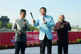 冯巩等笑星为泰州市民送来曲艺盛宴，中国广播艺术团专场演出乐翻天图片