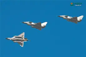 直击东部战区空军航空兵某旅实战化训练图片