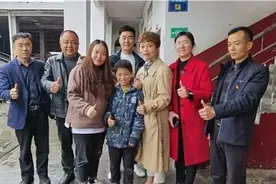 父母均患病，湖南11岁男孩两天挖笋860斤，卖的钱都交给父亲……图片