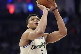 犯规和罚球过多影响观赏性，NBA将出台新规严打“碰瓷”图片