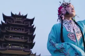刚刚，外交部向全球推介湖北！10分钟大片震撼世界视频封面