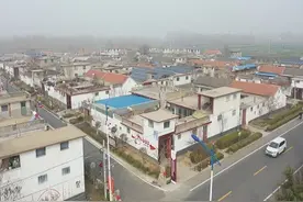 泰安肥城市：美丽“凤凰村”响起少数民族“致富歌”视频封面