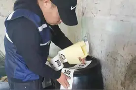 无证收购贮存废机油、液压油，南通这个收购点被查封了图片