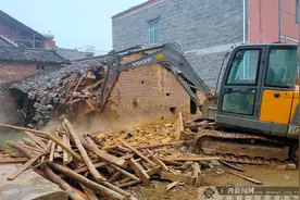 横县石塘镇：“三清三拆”下足力 村屯旧貌换新颜图片