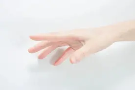 五种常用推拿方法，一学就会，给家人试试吧图片