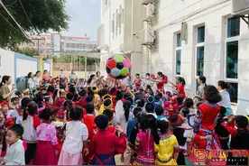 北海市海城区第五幼儿园开展“趣味三月三，悠悠壮乡情”民族文化教育活动图片