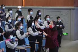 全省优秀共产党员杨小玲：把为党育人、为国育才作为毕生追求图片