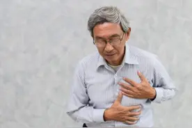 上半身有几种特征，可能是心梗在敲门，别忽视图片