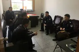 西安一男子狂办35张信用卡，结果栽了！民警提醒图片