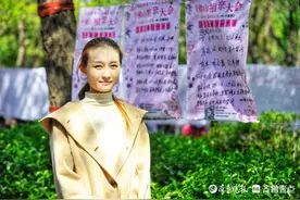 颜值身材在线！爱跳舞的淄博女孩在爸妈的陪伴下来相亲图片