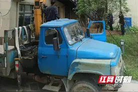 武陵区南坪街道：全力出击 拆除违法建筑图片