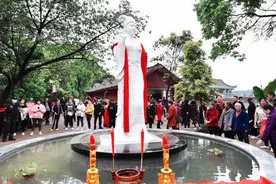 我们的节日•口述民俗丨纪念彭祖三女儿治病救人 四川彭山三月三朝山会沿袭千年图片
