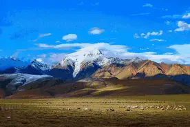 「水陆两栖」的鞋子终于来啦！自动透气排水，轻到能水上漂...图片