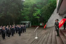 江西省财政厅党组理论学习中心组集体学习暨专题读书班在井冈山举行图片