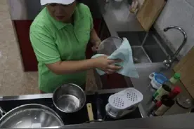 沪钟点工薪酬出现反弹！市区最高涨至每小时45元，达到峰值图片