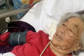 “他担心她不在了”，91岁爷爷深夜做了一个决定图片