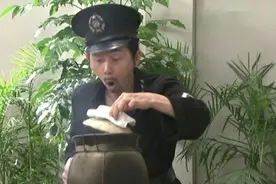 72家房客：三六九偷换药材，哪知被现场抓获，立马改口圆谎视频封面