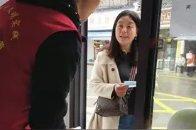 “暖心1公里”缓解湘雅二医院停车难图片