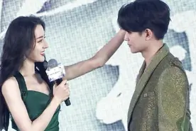 迪丽热巴任嘉伦同框上演摸头杀，网友：太有爱了吧图片