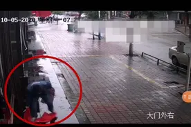 男子踩踏国旗获刑 四川公安公布4起危害政治安全典型案例图片