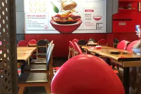 信息“被授权”，后台受攻击……扫码点餐，你我皆烦？图片