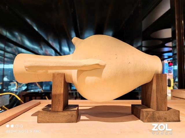 当红千元机对比：iQOO Z3&红米Note 9 Pro这样选