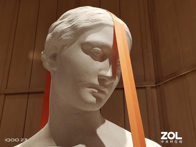 当红千元机对比：iQOO Z3&红米Note 9 Pro这样选