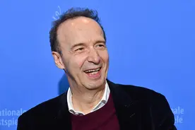 罗伯托·贝尼尼获得威尼斯电影节终身成就奖图片