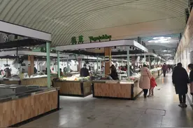 党报问政｜农贸市场改造升级后“坐地起价”？图片