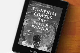 亚马逊已允许用户将电子书封面设置为Kindle的锁屏壁纸图片