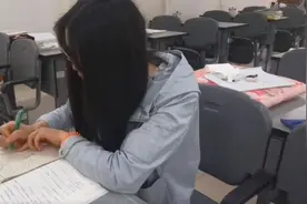 四川“凳子姑娘”保研川师大视频封面