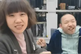 满满感动！母亲用134个视频记录脑瘫儿子成长图片